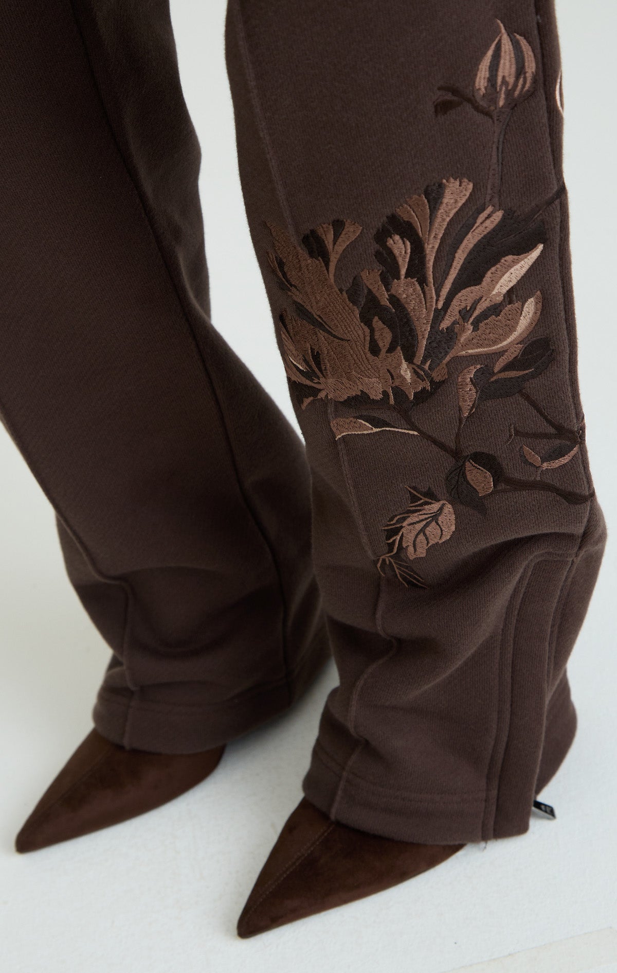 FADING BLOOM JOGGER