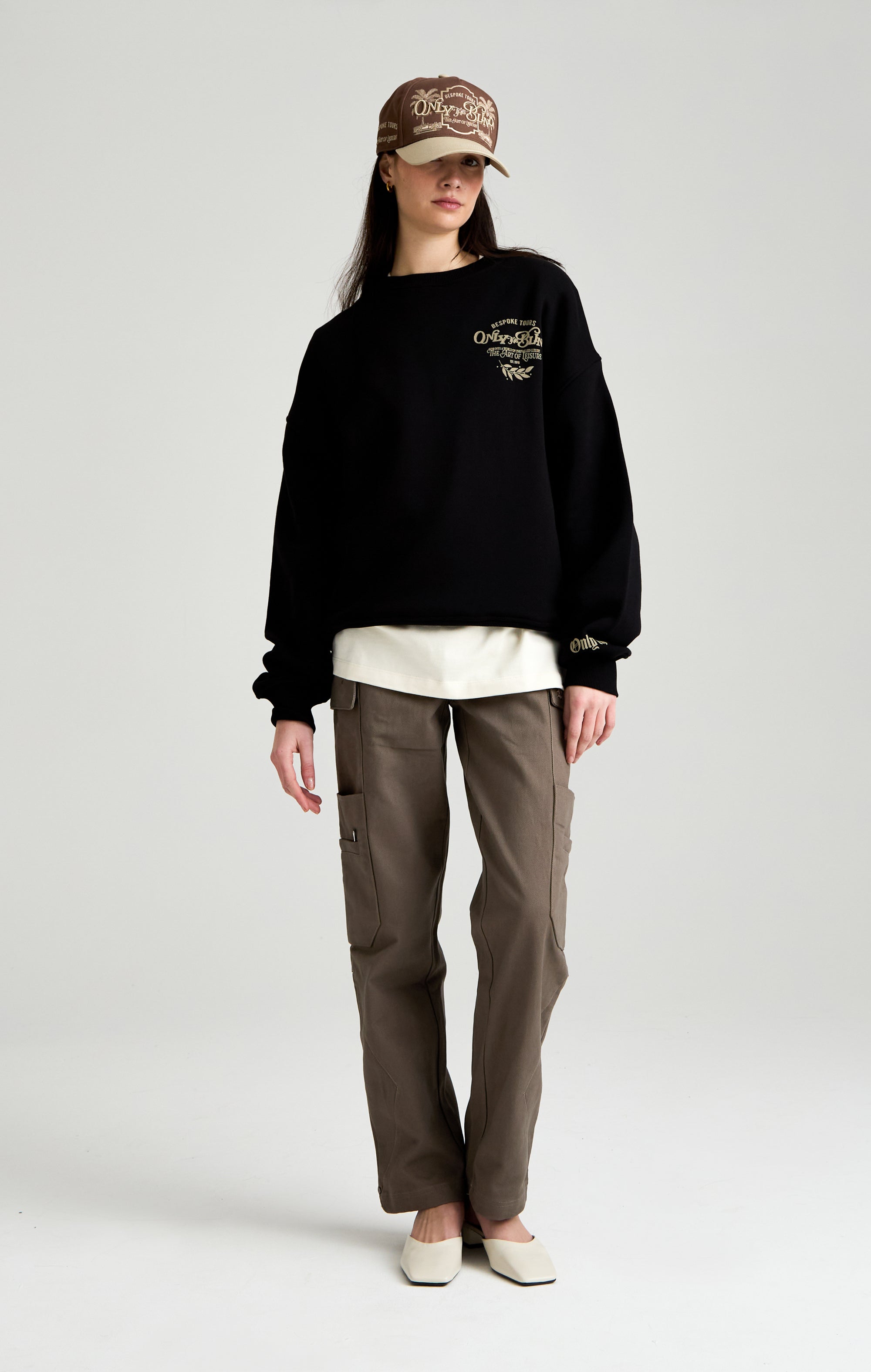 BESPOKE TOUR CO. SWEATSHIRT