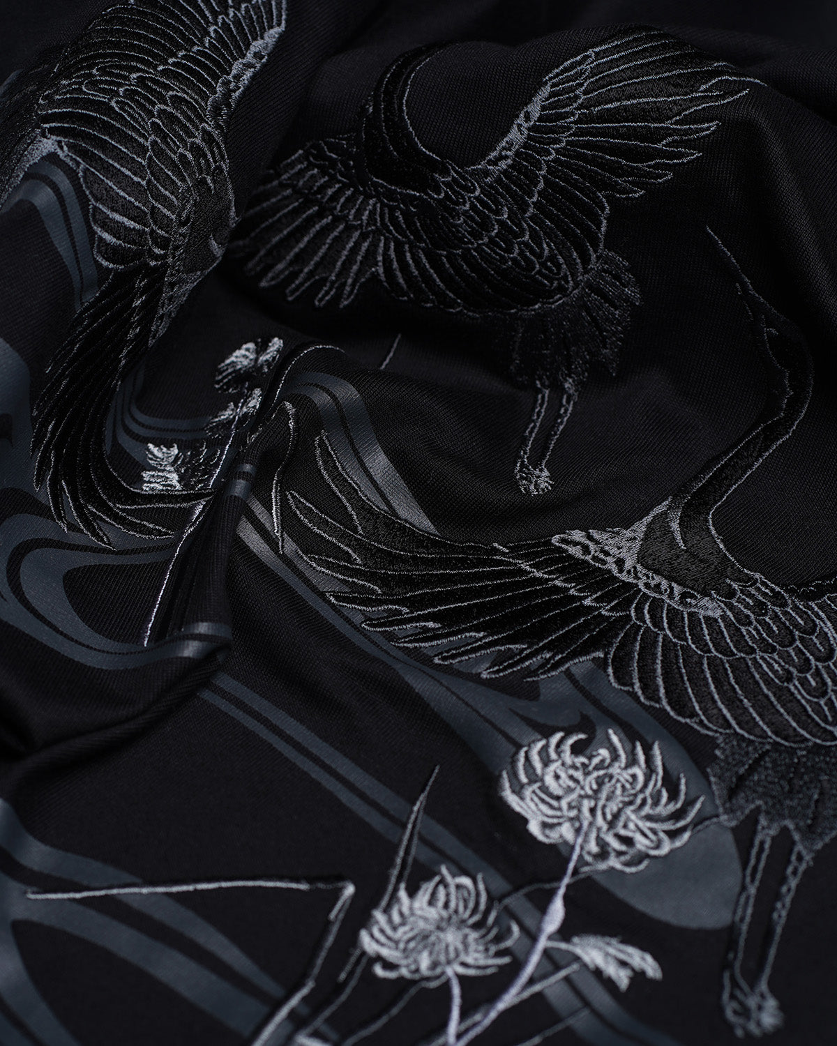 Dark Crane T-shirt - ONLY THE BLIND™