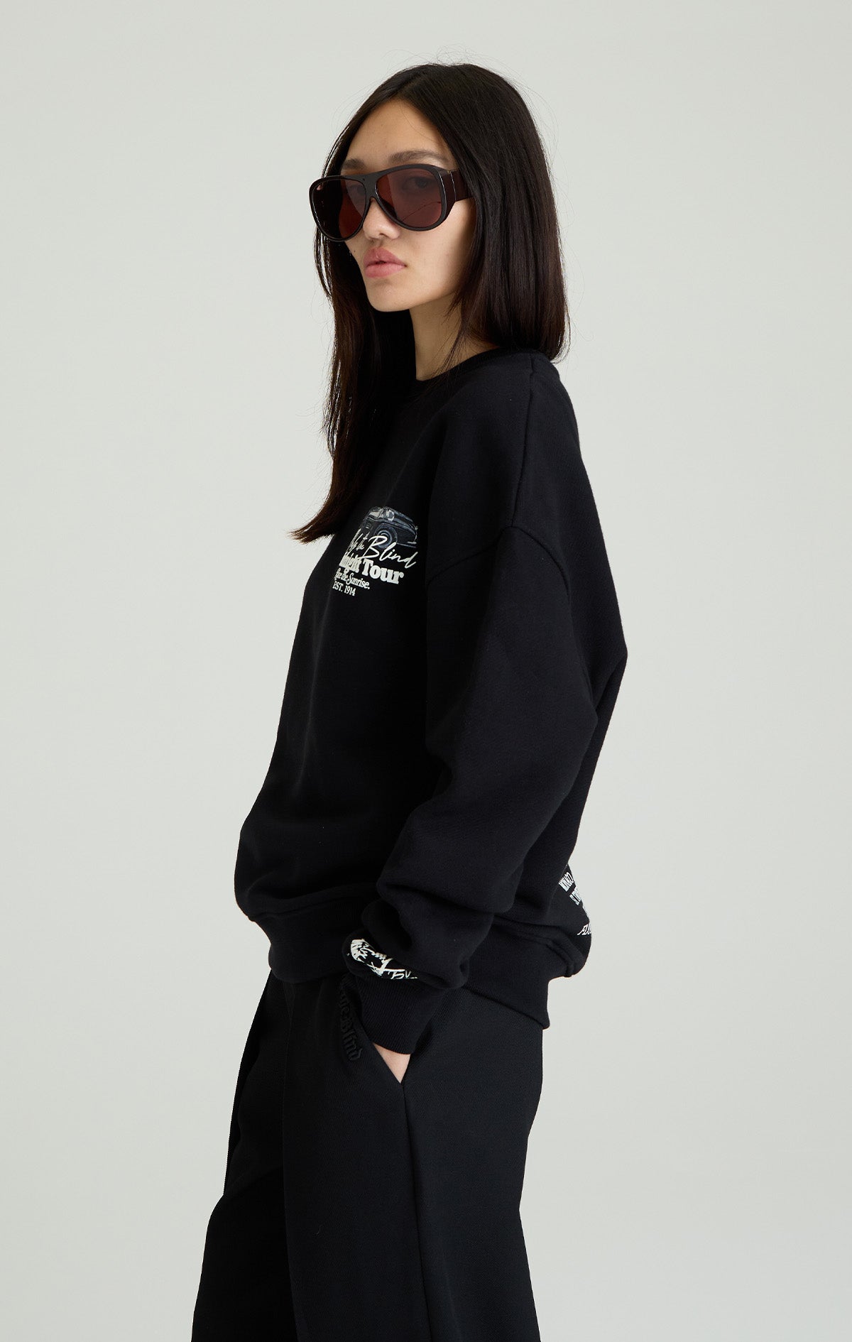 MIDNIGHT TOUR SWEATSHIRT