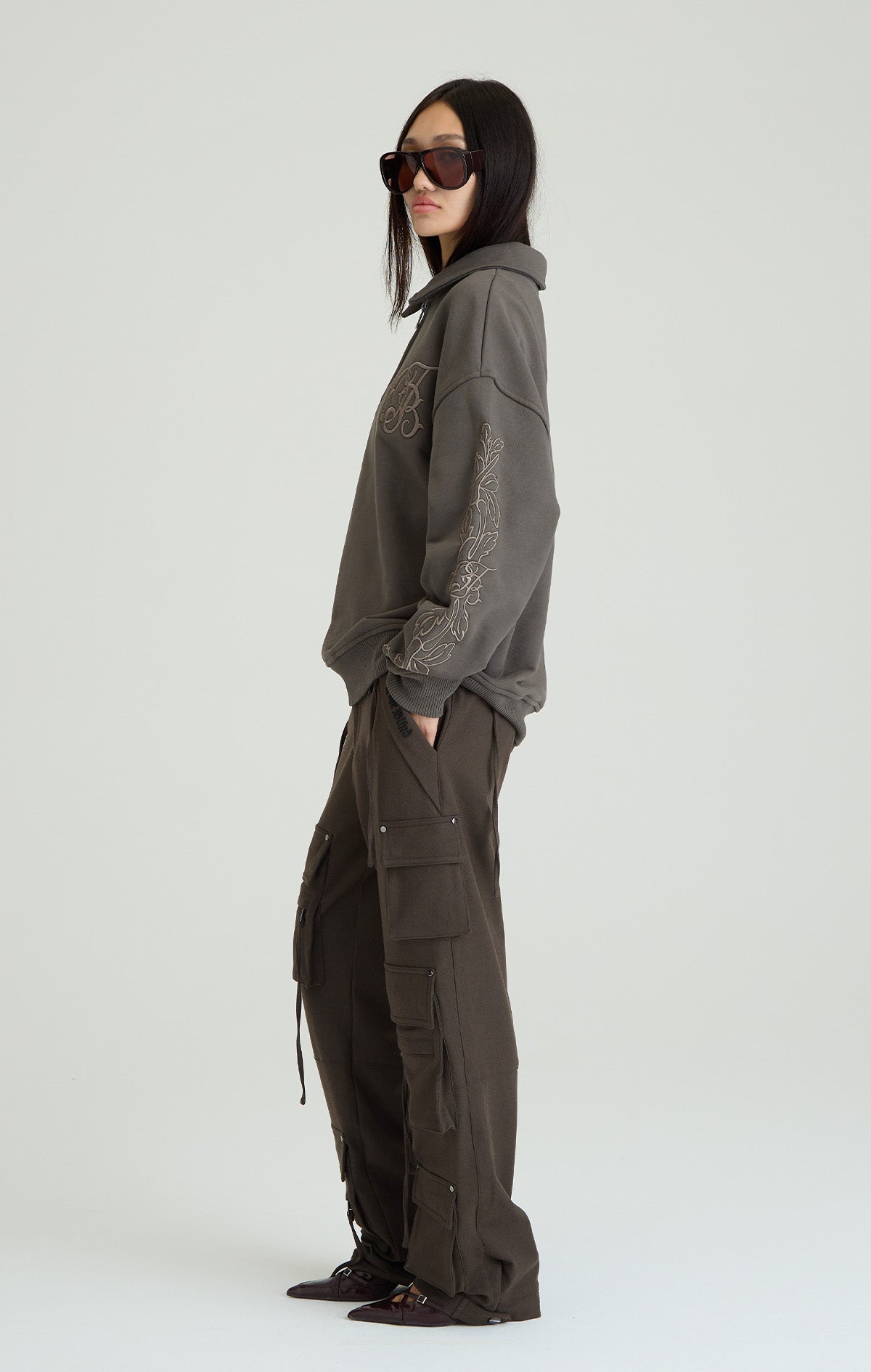 IVYFALL COLLARED SWEATSHIRT