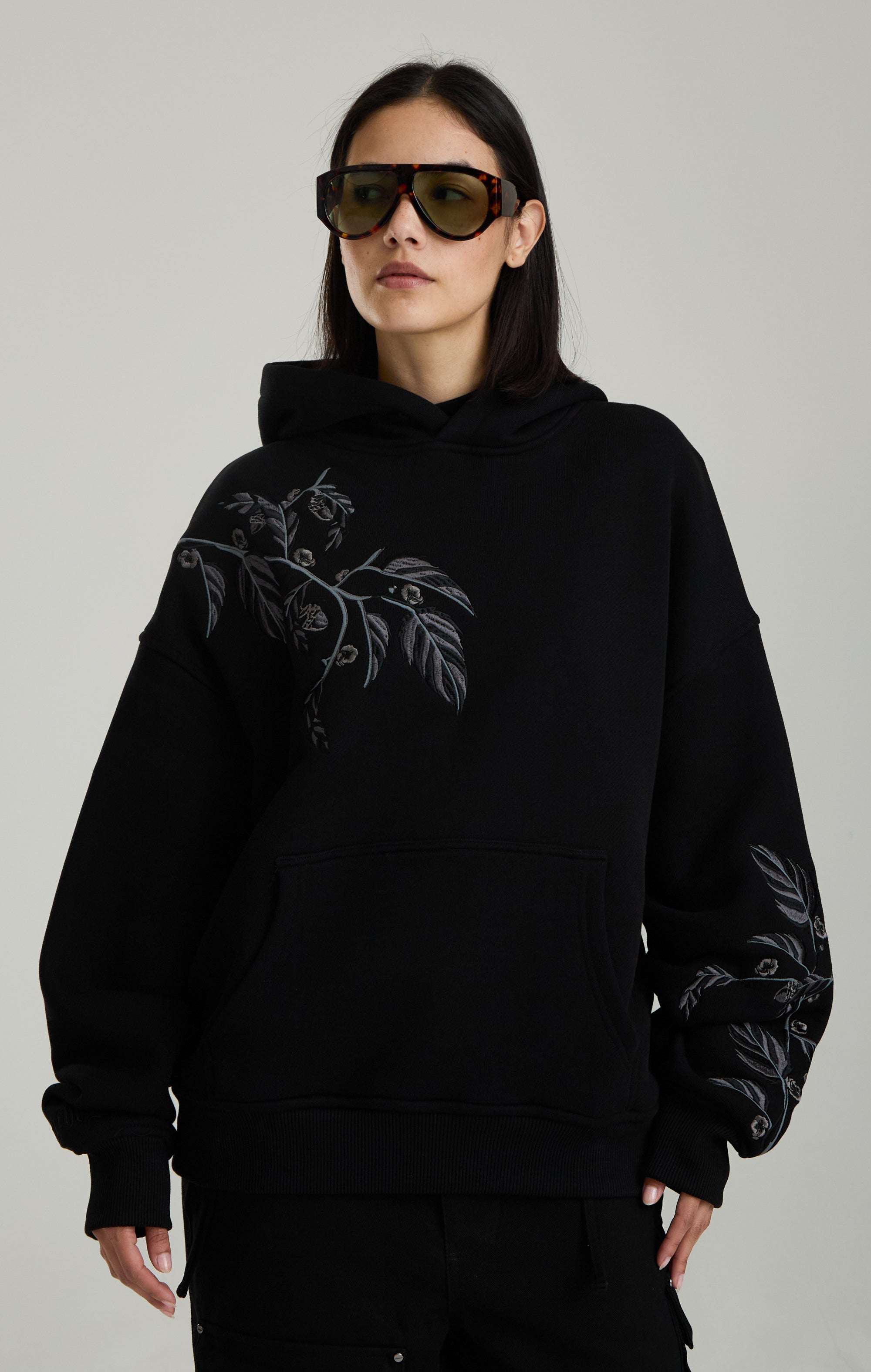 BLACK ACORN HOODIE
