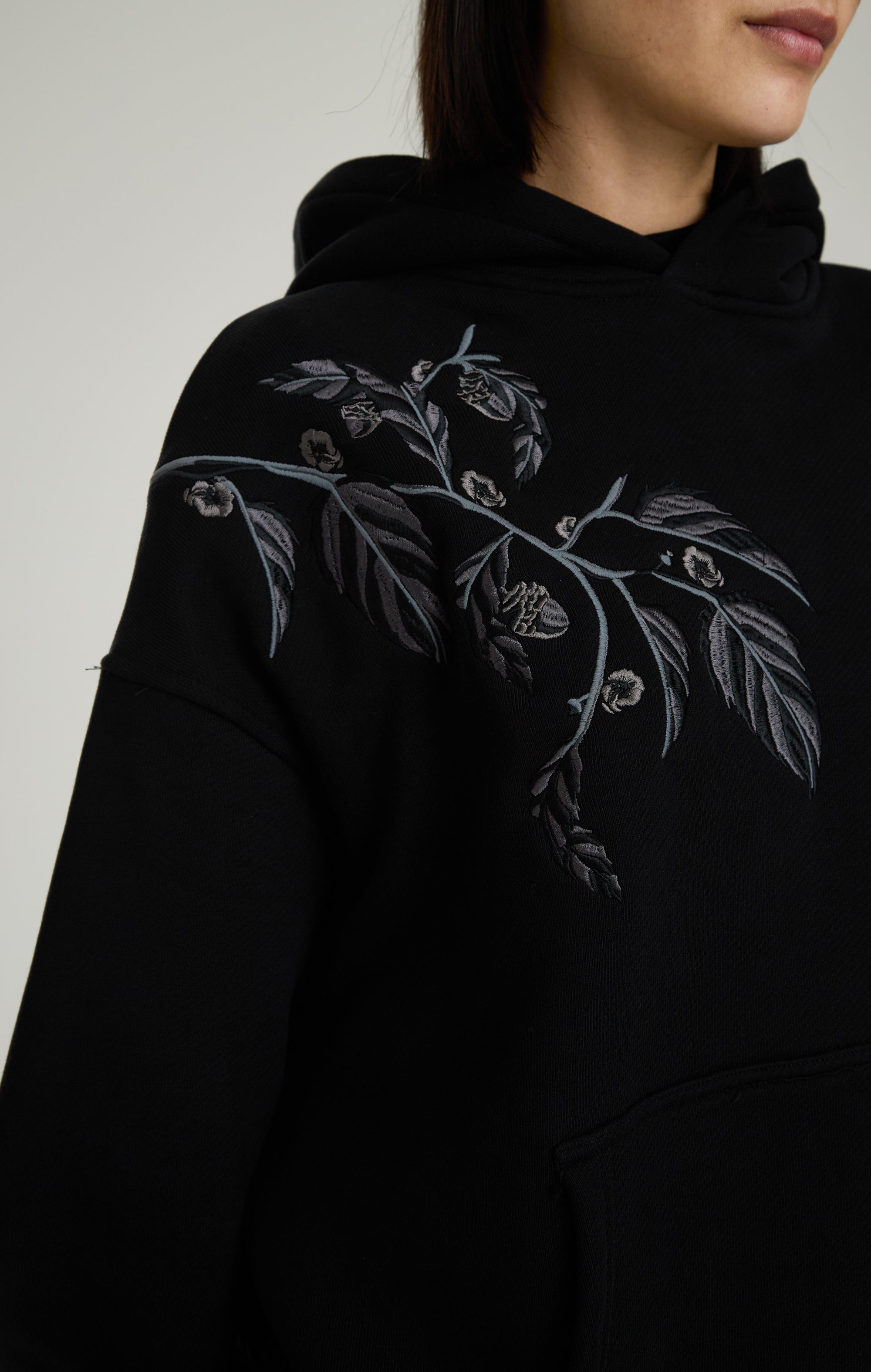 BLACK ACORN HOODIE