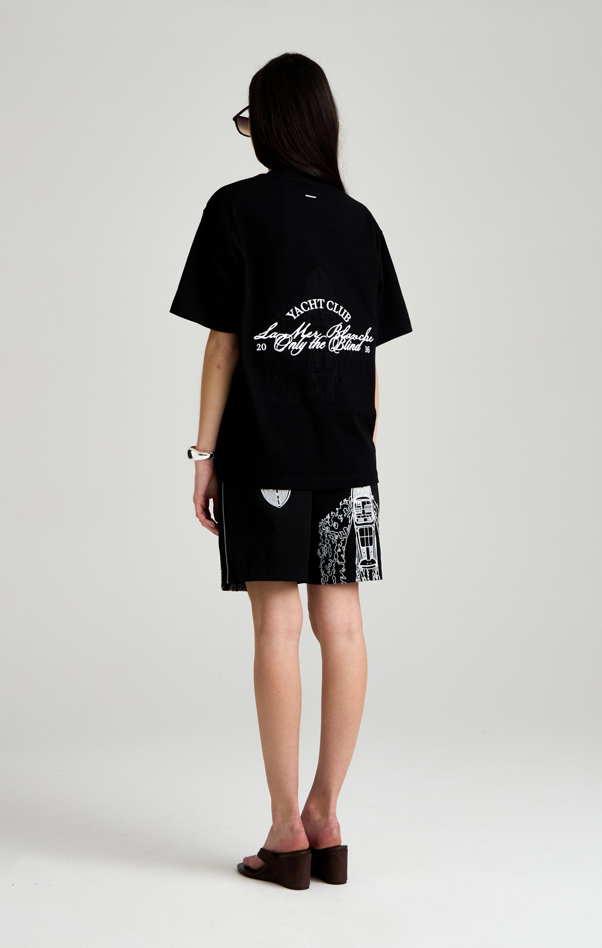 BLACK YACHT CLUB T-SHIRT