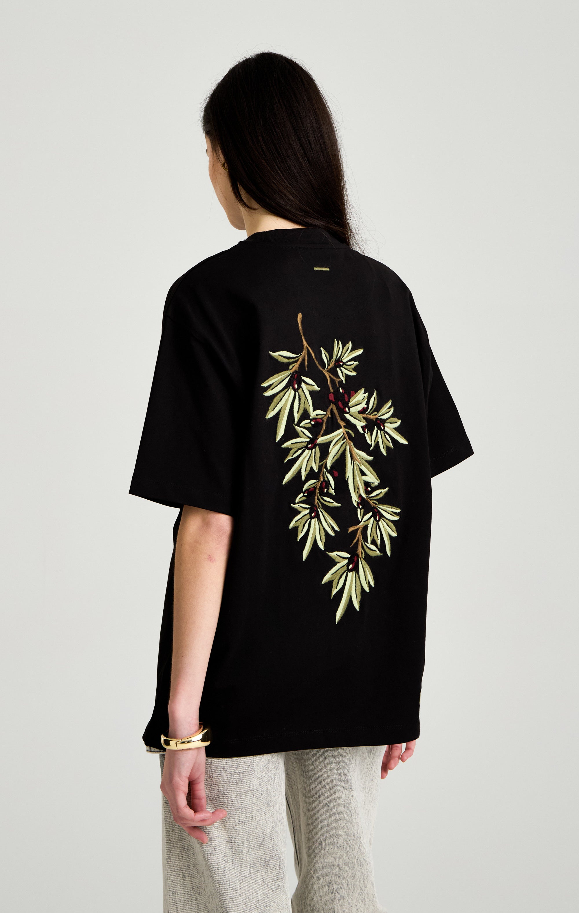 NOIR D'OLIVIER T-SHIRT