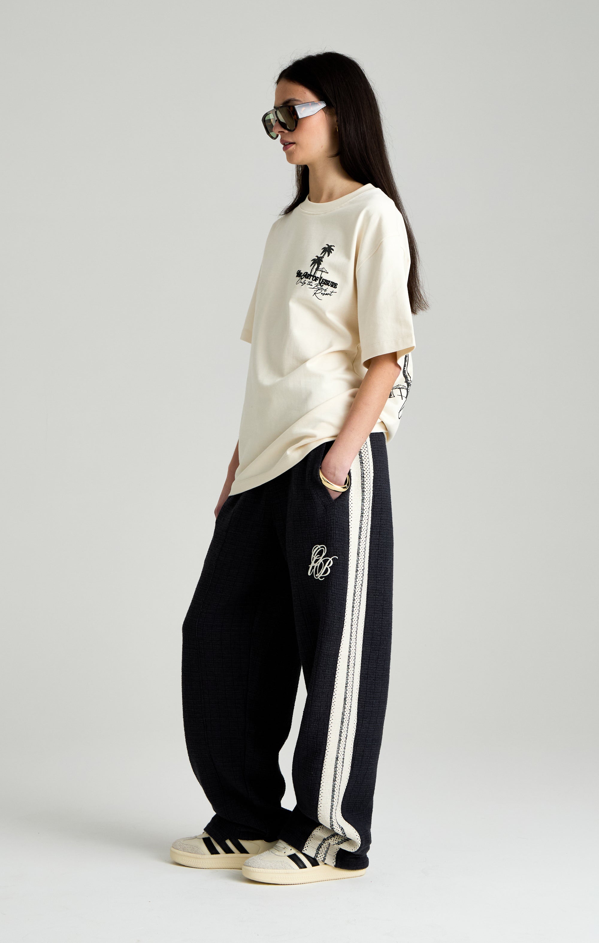 ONLY THE BLIND RESORT T-SHIRT