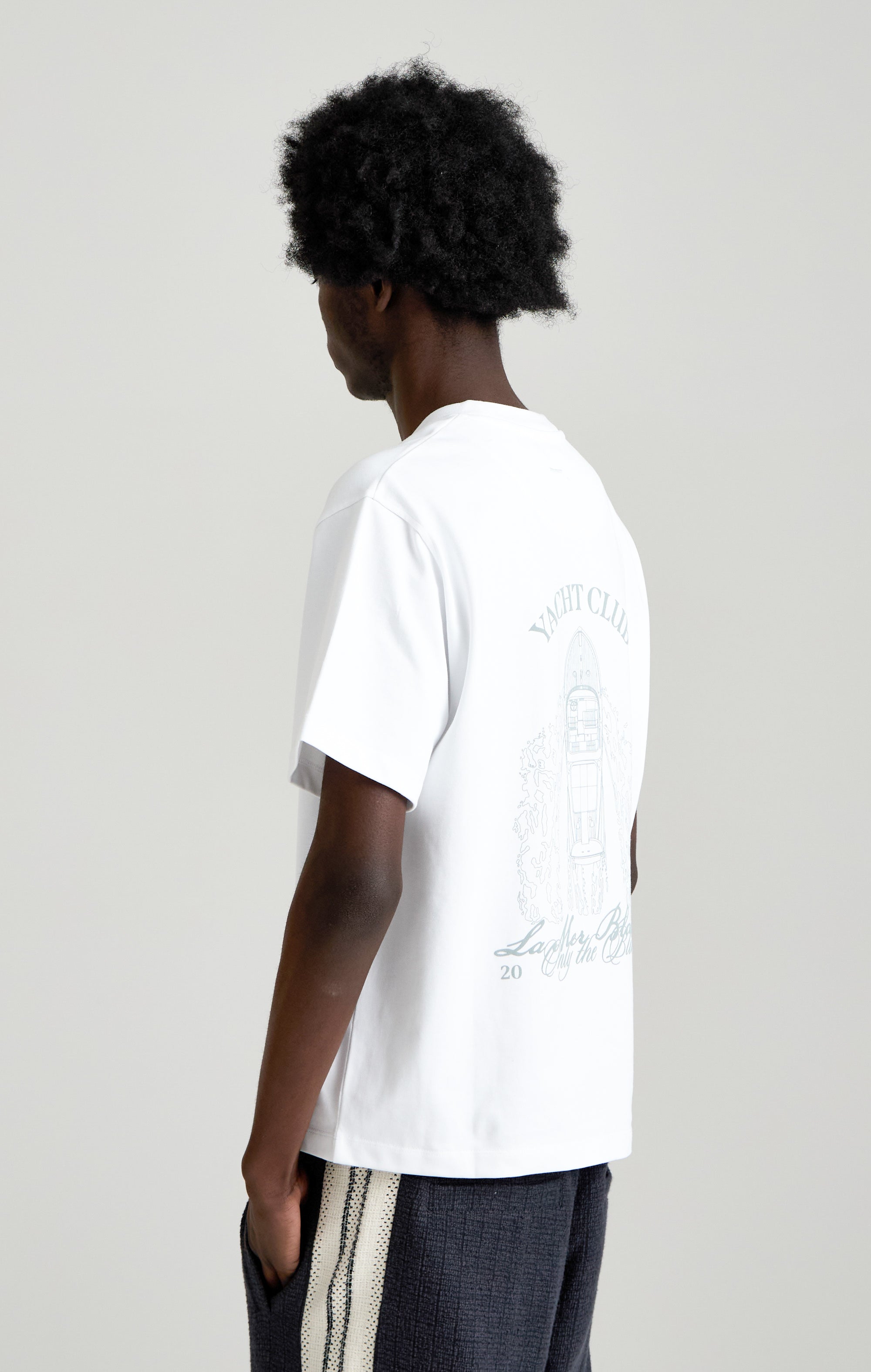 THE WHITE YACHT T-SHIRT