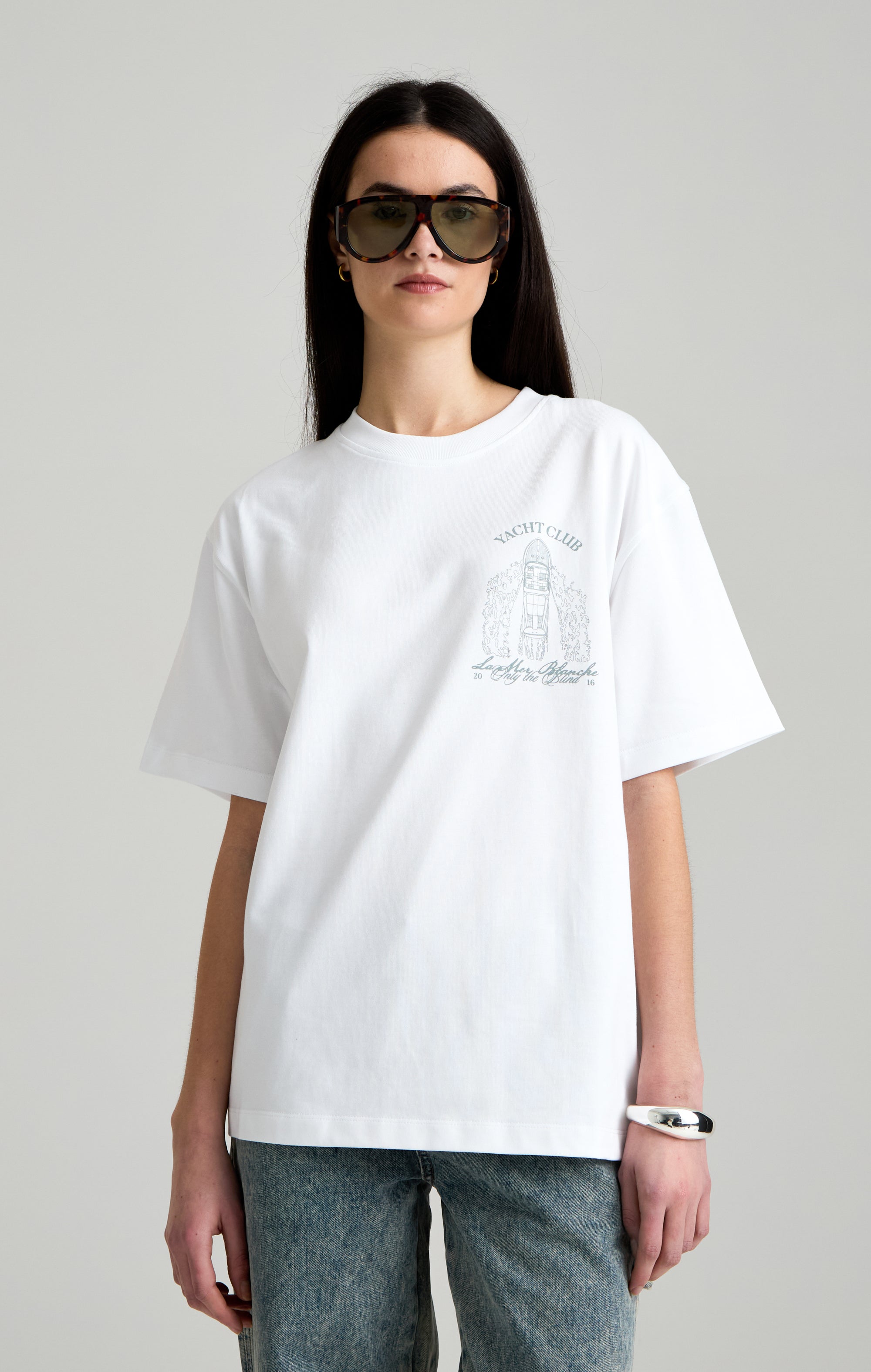 THE WHITE YACHT T-SHIRT