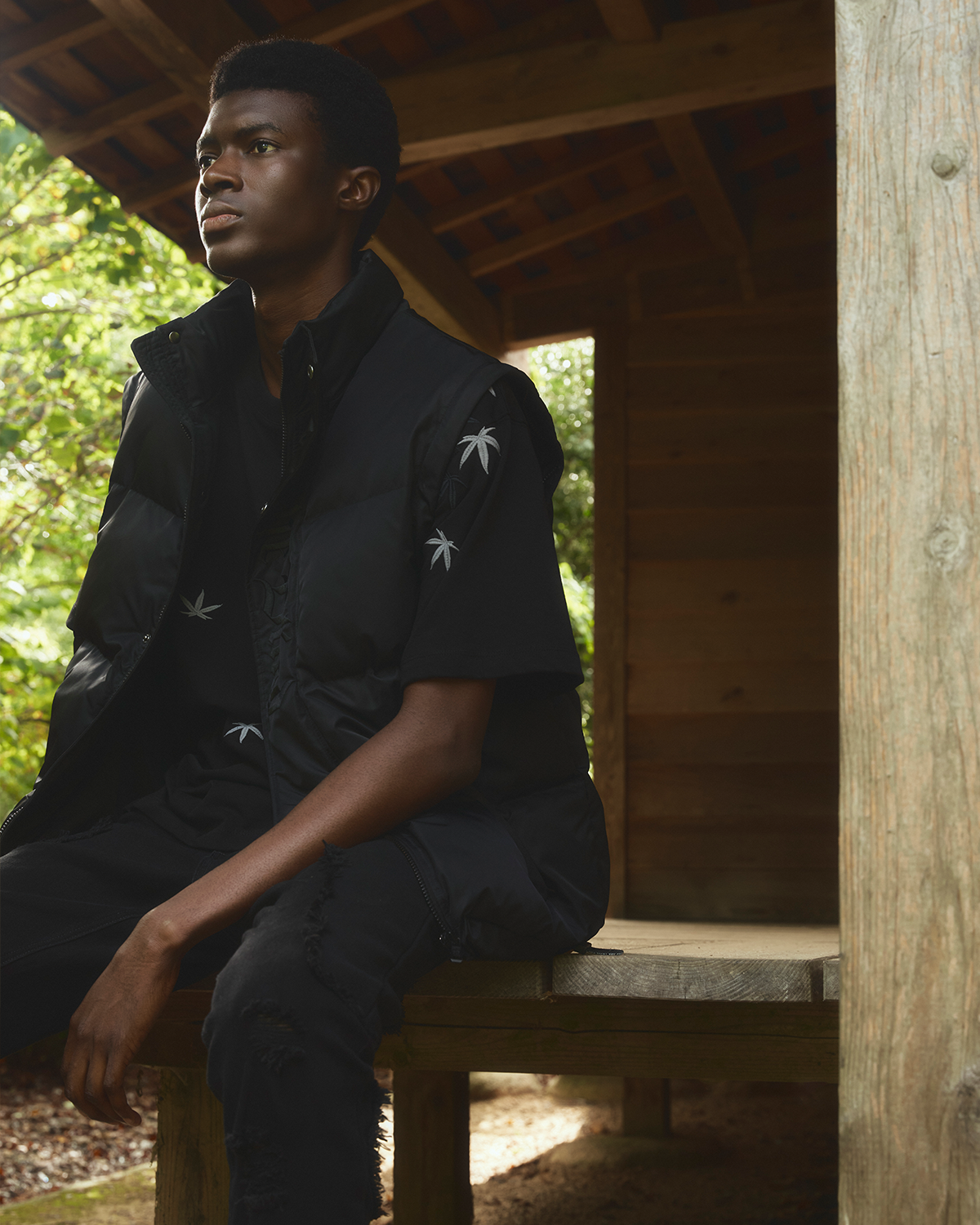 Black Maple Embroidered T-shirt - ONLY THE BLIND™