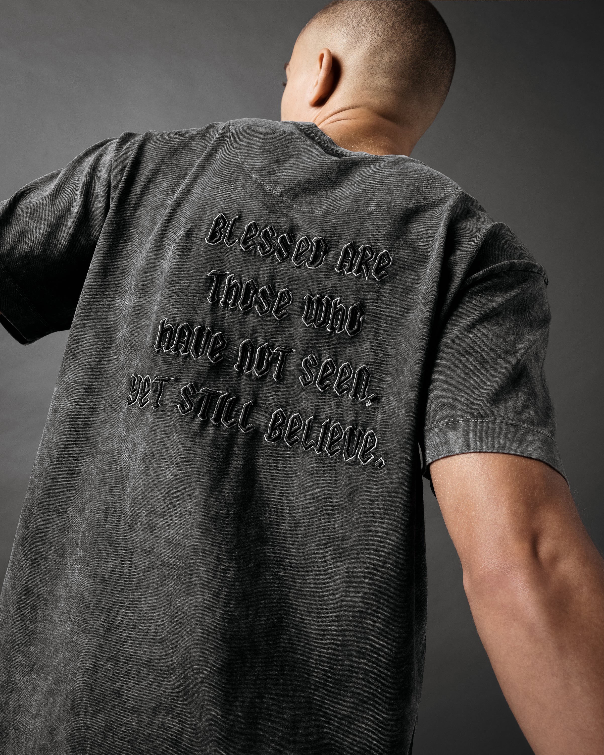 Stonewash statement-T-shirt