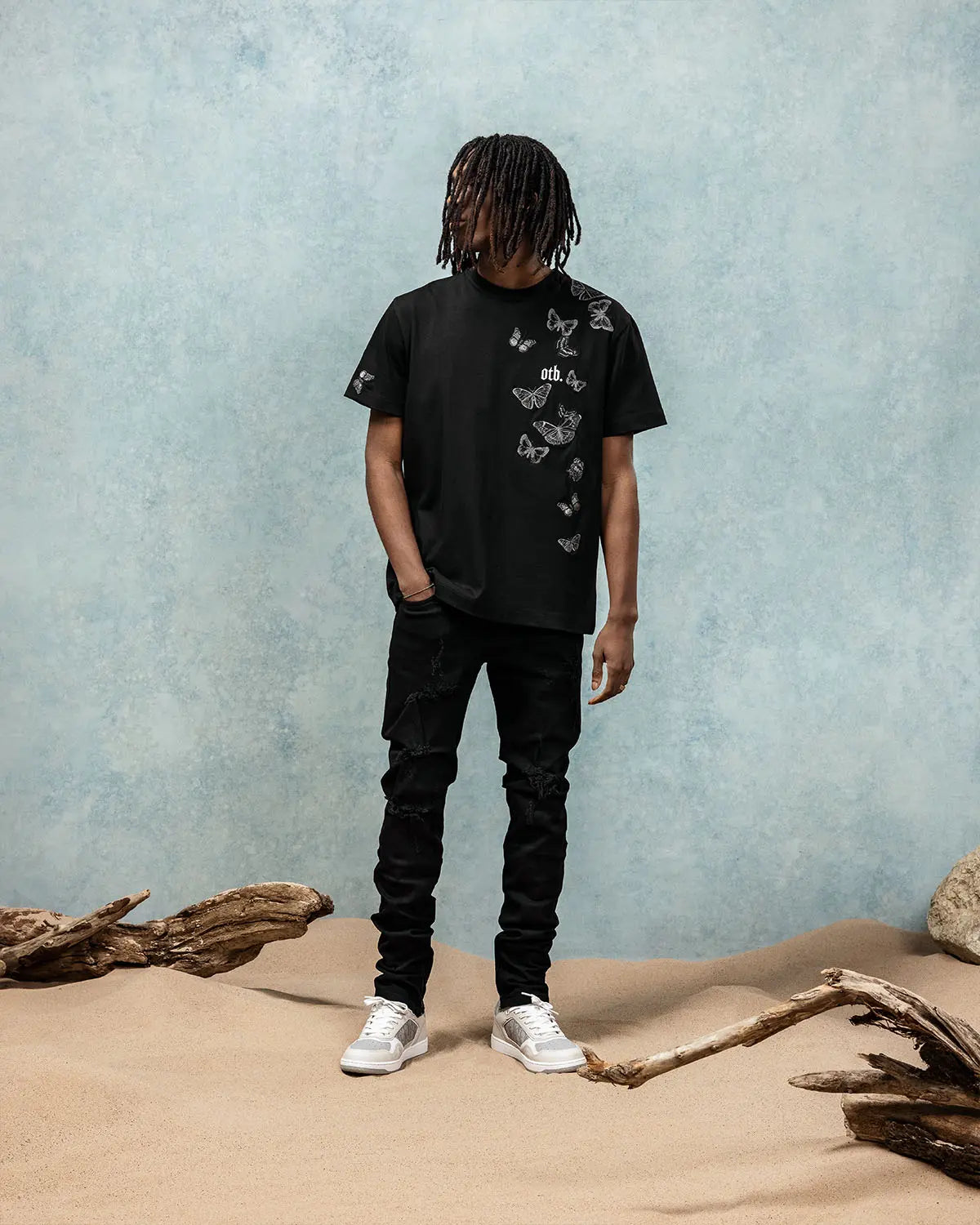 Black Embroidered Butterfly T-Shirt - ONLY THE BLIND™